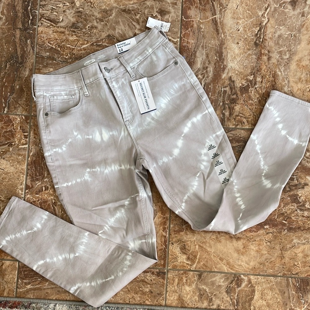 Rockstar (Secret Slim) Super Skinny Jeans